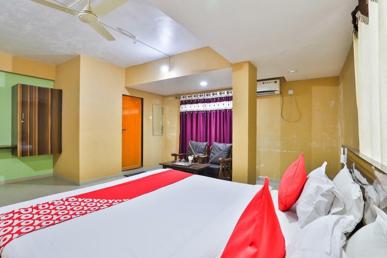 Oyo 24833 Hotel Silver Daman Exteriér fotografie